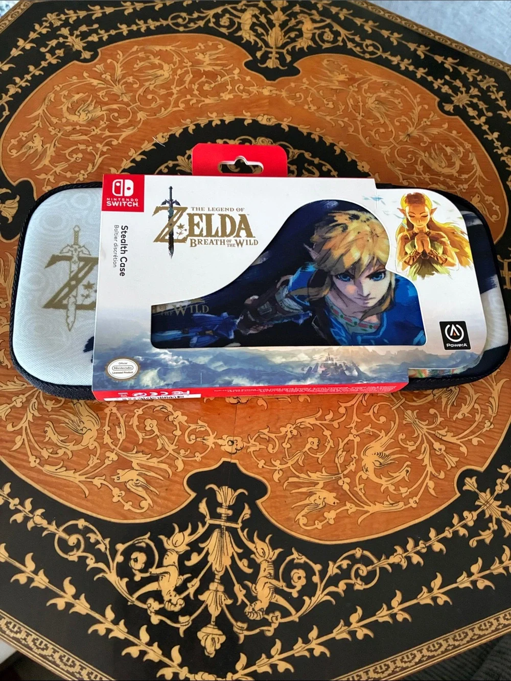Nintendo Switch Zelda Breath of the Wild Carrying Stealth Case NWT